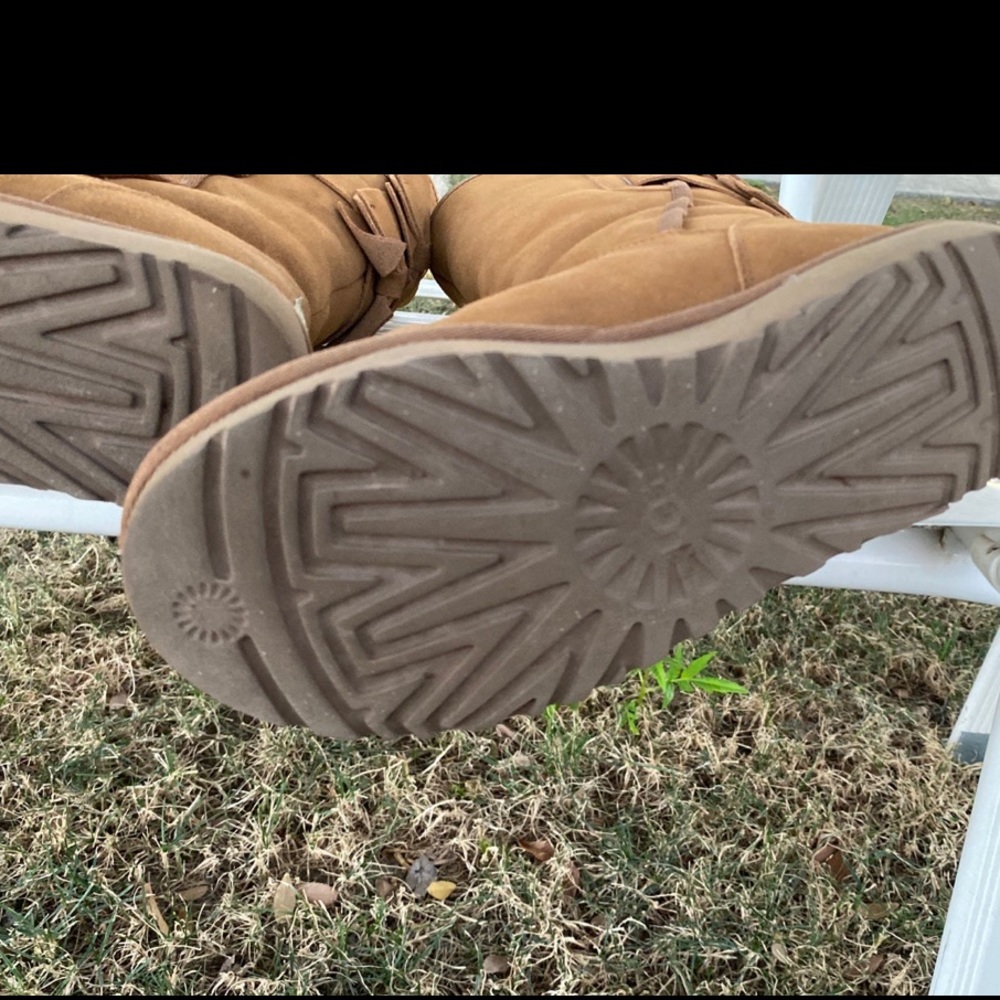 Ugg Boots - image 7